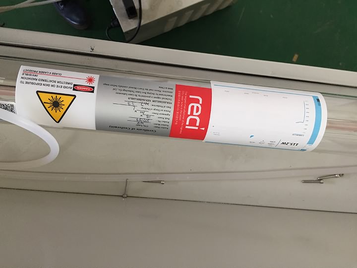 經(jīng)濟實惠的 CO2 激光雕刻 60W, 80W, 100W, 130W, 150W, 180W