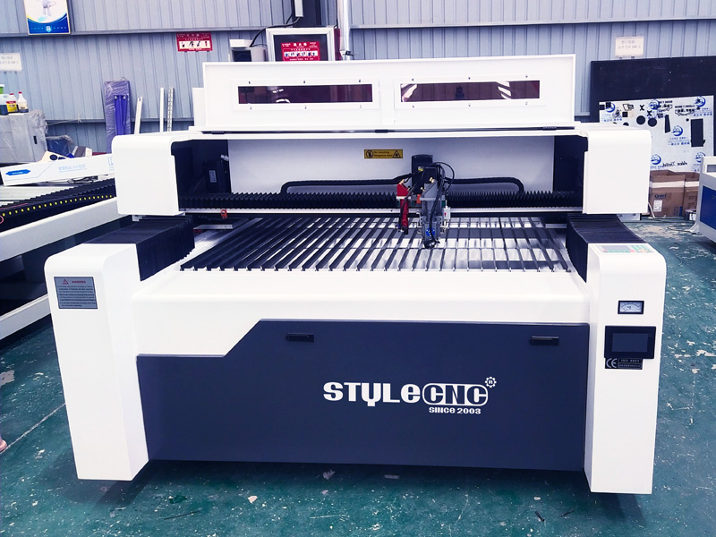 平板車運輸 4x8 激光雕刻切割機(jī) 平板車運輸 4x8 激光雕刻切割機(jī)