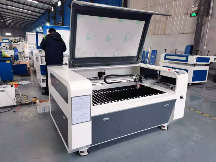 用于橡膠墊圈和密封件的數(shù)控激光切割機(jī) CCD 相機(jī) 用于橡膠墊圈和密封件的數(shù)控激光切割機(jī) CCD 相機(jī)