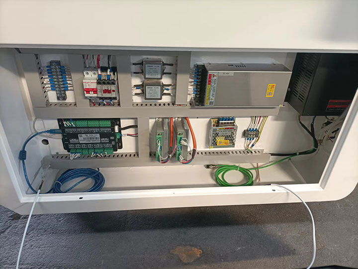 入門級 CO2 業(yè)余愛好 適合初學(xué)者的激光切割機