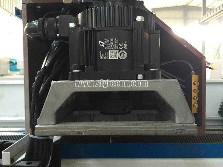 數控石雕機電機