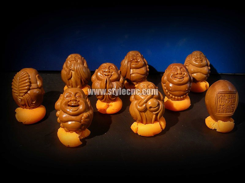 使用數(shù)控雕刻機進行橄欖核雕刻