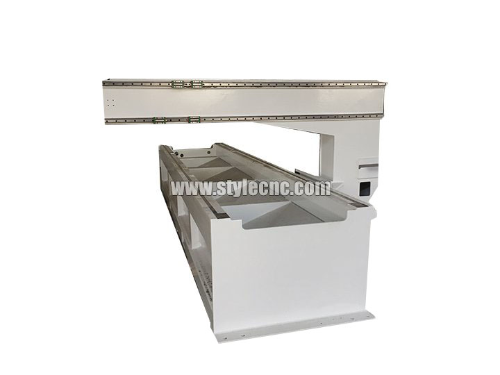 單臂PTP數控加工中心主體