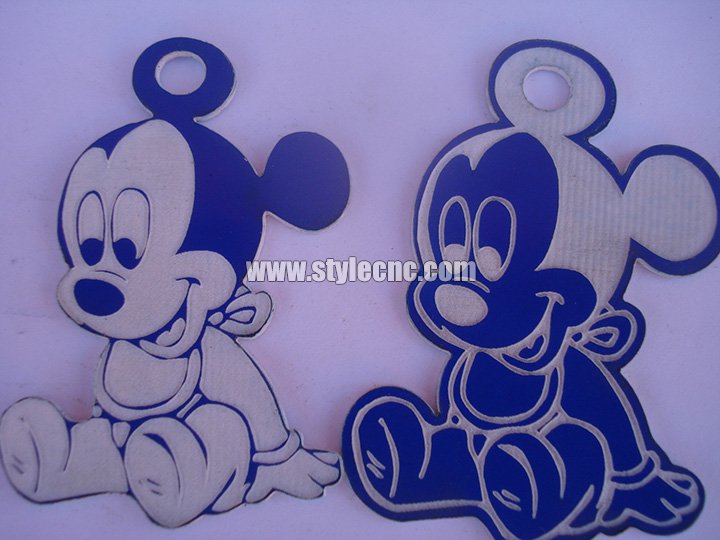 業余愛好塑料雕刻切割項目的激光雕刻機