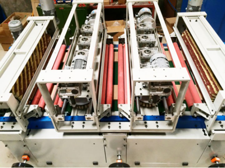 數(shù)控木材砂光機(jī)