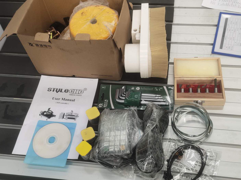 經濟實惠的數控雕刻機工作臺鉆頭和工具 經濟實惠的數控雕刻機工作臺鉆頭和工具