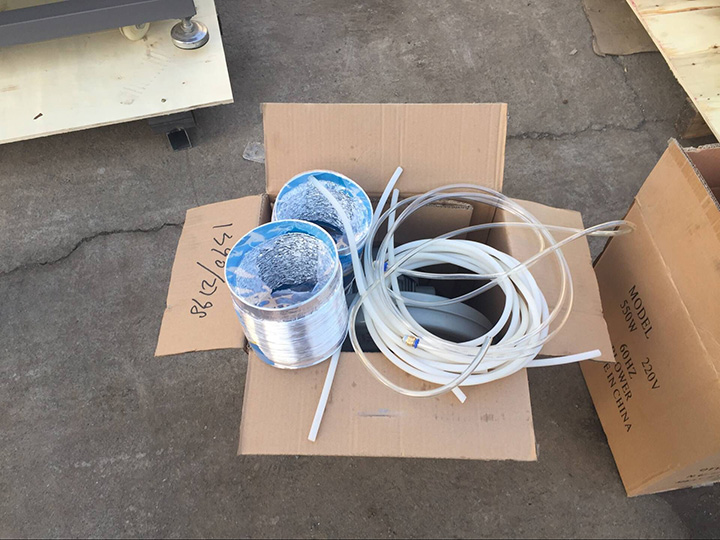 厄瓜多爾雙頭激光切割機零件 厄瓜多爾雙頭激光切割機零件