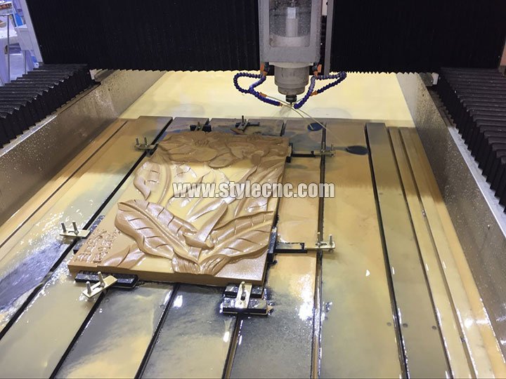 適用于大理石、花崗巖和石英的新型石材數控機床