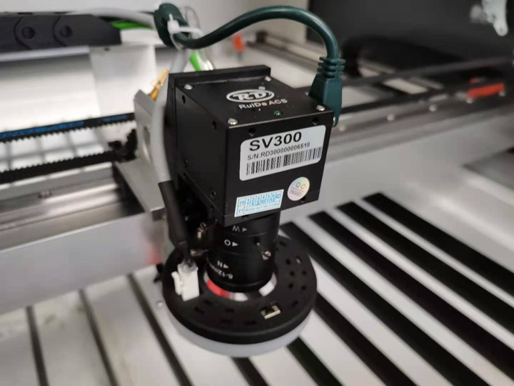 數(shù)控激光橡膠墊片切割機(jī)的高分辨率攝像頭 數(shù)控激光橡膠墊片切割機(jī)的高分辨率攝像頭