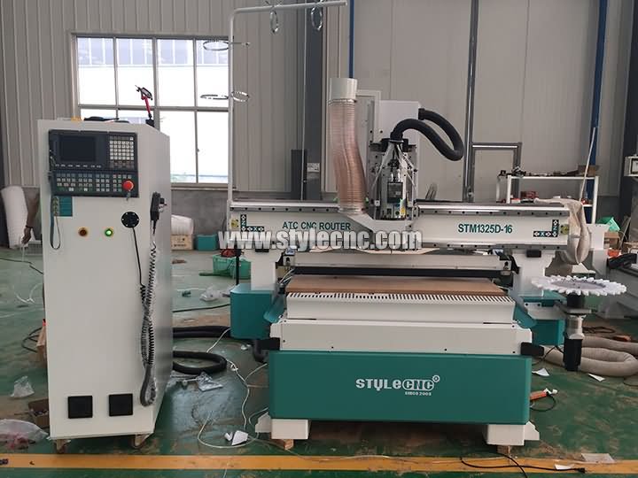 盤式自動換刀數控雕刻機 盤式自動換刀數控雕刻機