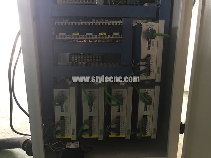 雅科數控雕刻機 雅科數控雕刻機