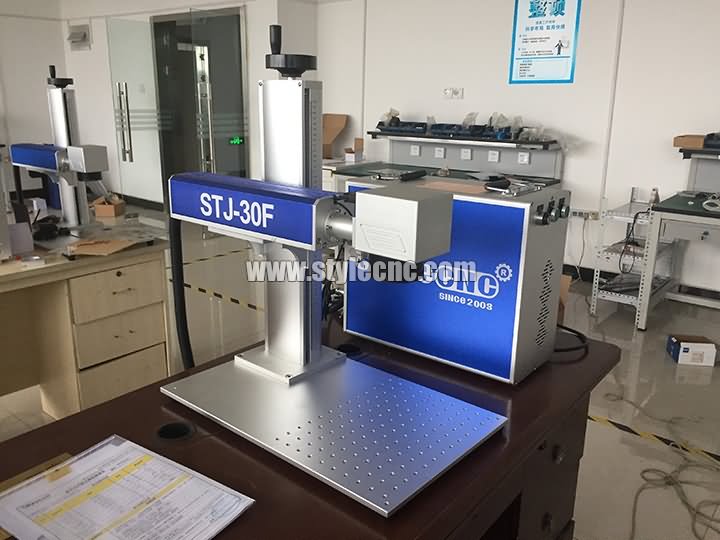 銳科 30W 激光打標(biāo)機(jī) 銳科 30W 激光打標(biāo)機(jī)
