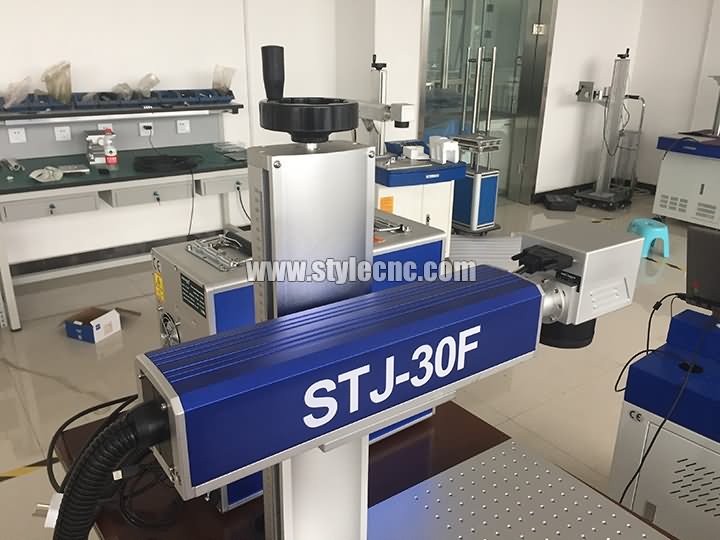 光纖激光打標(biāo)機(jī) 光纖激光打標(biāo)機(jī)