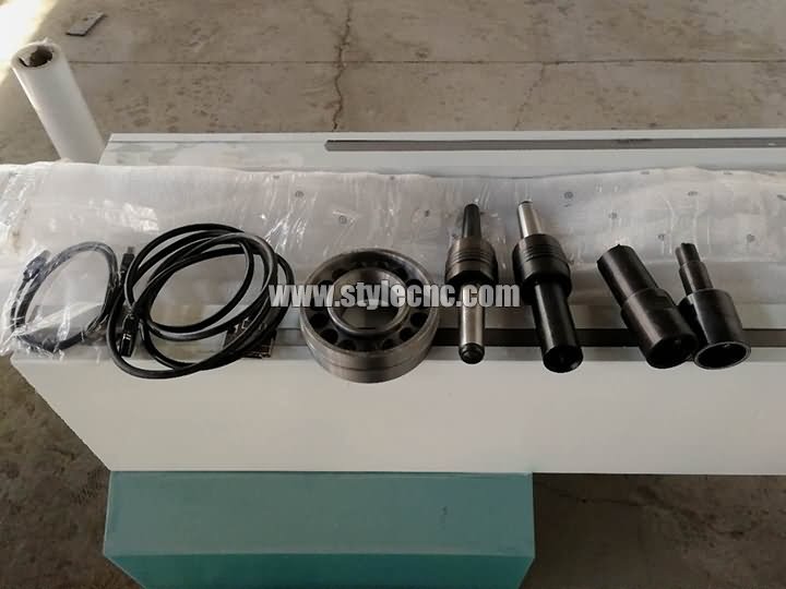 數(shù)控木工車床 數(shù)控木工車床