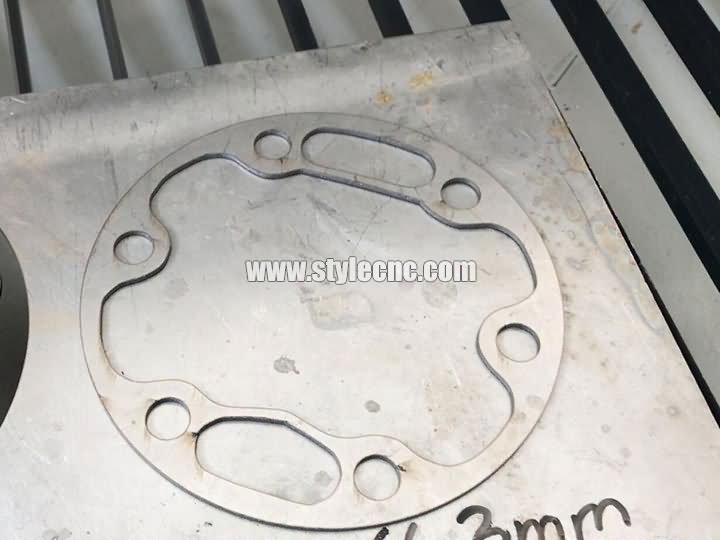 業(yè)余愛(ài)好混合型 CO2 金屬和非金屬激光切割機(jī)