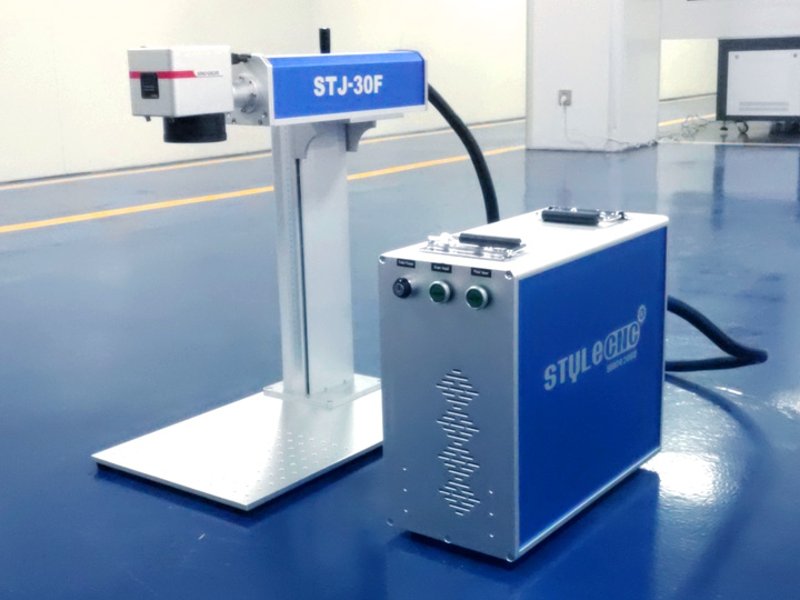 用于制作標(biāo)牌的光纖激光雕刻機(jī) 用于制作標(biāo)牌的光纖激光雕刻機(jī)