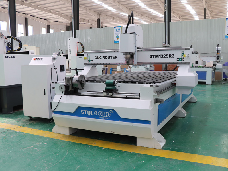 STM1325-R3 帶第四軸旋轉工作臺的數控木工雕刻機