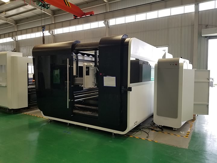 2000W IPG光纖激光切割機