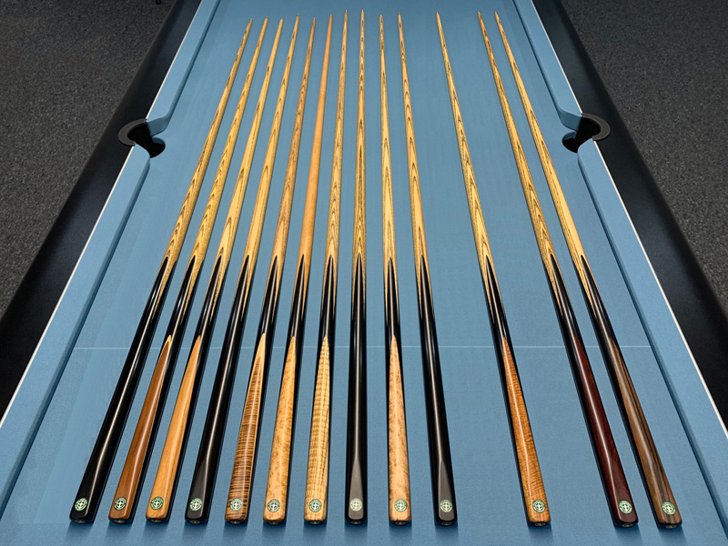 用于制作木制臺球桿的雙主軸數(shù)控車床