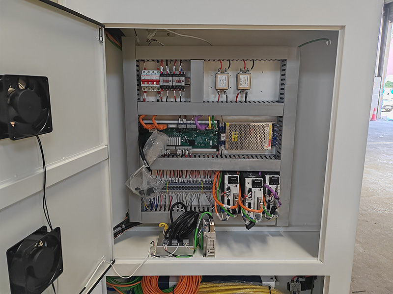 伺服系統(tǒng) 伺服系統(tǒng)