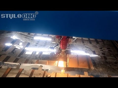 如何調(diào)整焦距 CO2 激光切割機(jī)？